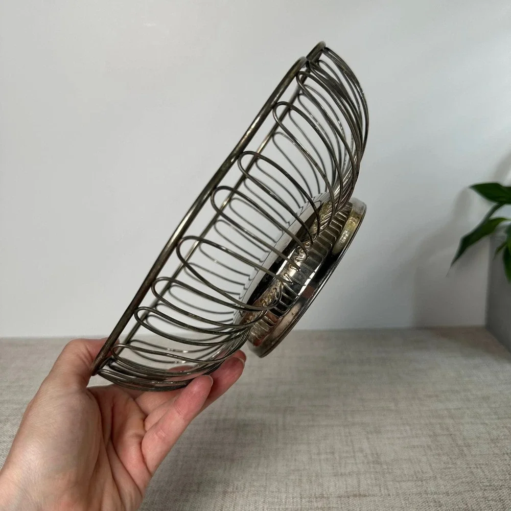 Vintage Godinger Silver Plate Wire Basket Scalloped Flower Bread Fruit Bowl